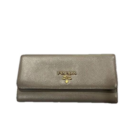 Authenticated Prada Beige Saffiano Lux Wallet ($1,100) 🌟professionally cleaned 🌟 - Picture 1 of 17